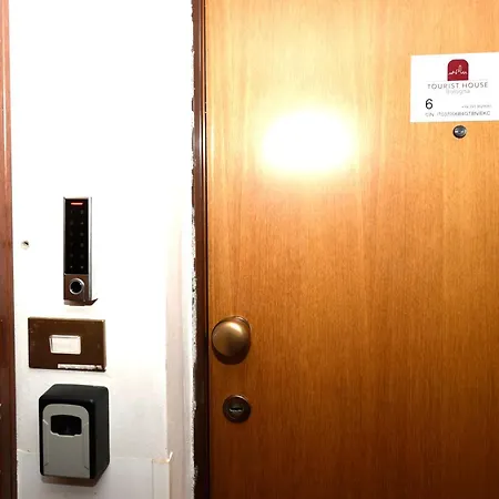 8- Tourist House - Light House - Self Check-in