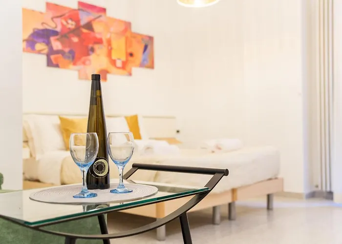 8- Tourist House - Light House - Self Check-in * بولونيا