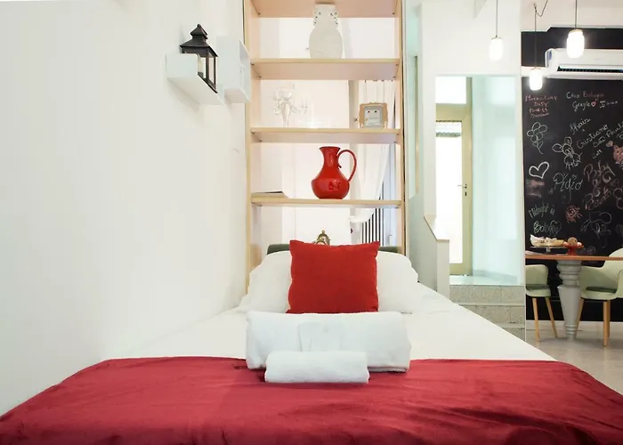 شقة 8- Tourist House - Light House - Self Check-in بولونيا