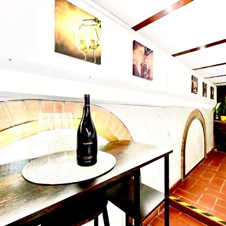 Apartamento 8- Tourist House - Light House - Self Check-in Bolonia