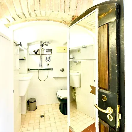 8- Tourist House - Light House - Self Check-in Bologna