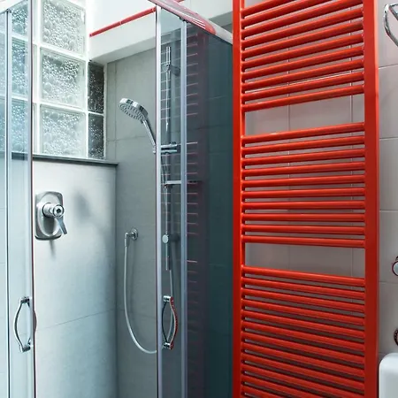 8- Tourist House - Light House - Self Check-in Bologna