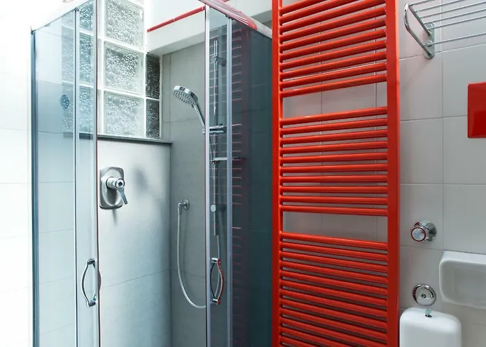 8- Tourist House - Light House - Self Check-in בולוניה