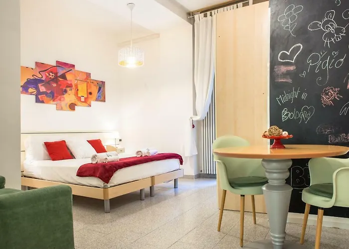 Apartamento 8- Tourist House - Light House - Self Check-in Bolonia