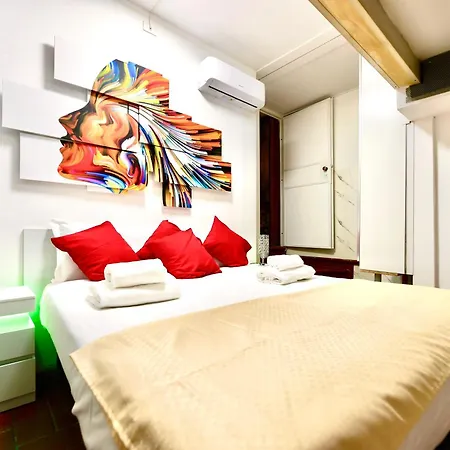 Apartment 8- Tourist House - Light House - Self Check-in *