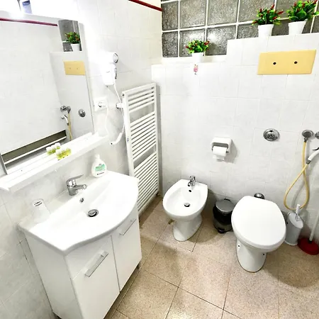 8- Tourist House - Light House - Self Check-in * Bologna