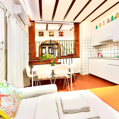 8- Tourist House - Light House - Self Check-in Apartment